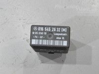 Mercedes-Benz V / Vito (W638) 1996-2003 Ohjausyksikkö, valot Varaosakoodi: 0165452632