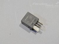 Volvo S40 1996-2003 releet Varaosakoodi: MB95338211
