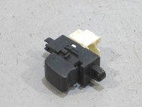 Nissan Almera (N16) 2000-2006 Lasinnostimen kytkin, oikea (etu-) Varaosakoodi: 25411-0V000