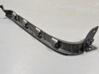 Volkswagen Golf 4 1997-2006 Puskurin kiinnitys, taka oikea (farmari) Varaosakoodi: 1J9807394