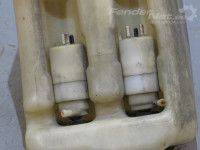 Mercedes-Benz 200 - 500 / E (W124) 1984-1996 Pesimen pumppu, tuulilasi Varaosakoodi: 1248690221