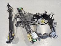 Seat Leon Etuoven lasinnostin mekaaninen, oikea(el.)(kompl.) Varaosakoodi: 1P0837462A
Korityyppi: 5-ust luuk...