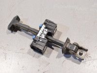 Volkswagen Amarok Takaoven stoppi, oikea Varaosakoodi: 2H7839249
Korityyppi: Pikap