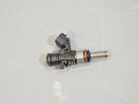 Volkswagen Passat (B8) Polttoainesuutin (2.0 kaasu) Varaosakoodi: 06L906031A
Korityyppi: Universaal