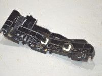 Toyota RAV4 (XA30) 2006-2013 Puskurin kiinnitysrauta, taka oikea Varaosakoodi: 52562-42031 -> 52562-42031
Kority...