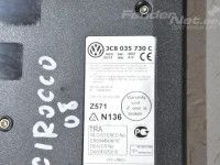 Volkswagen Scirocco Puhelin ohjausyksikkö Varaosakoodi: 3C8035730C
Korityyppi: 3-ust luuk...