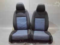 Volkswagen Golf 6 Istuinsarja (täydeline) Korityyppi: 5-ust luukpära
Moottorityyppi: CAVD