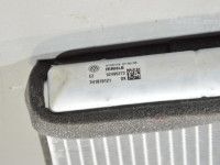 Volkswagen Amarok Lämmönvaihdin Varaosakoodi: 7L0819031
Korityyppi: Pikap
Moott...