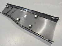 Volkswagen Amarok B-pilariverhoilu, vasen Varaosakoodi: 2H0867291C  71N
Korityyppi: Pikap