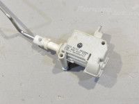 Volkswagen Passat (B7) Keskuslukitusmoottori Polttoainesäiliön luukku Varaosakoodi: 3AA810773
Korityyppi: Universaal
...