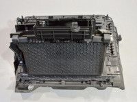 Volkswagen Golf 7 Hansikaslokero kansi Varaosakoodi: 5G1857114E  82V
Korityyppi: 5-ust...