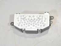Volkswagen Amarok Lämmityslaitteen puhaltimen vastus Varaosakoodi: 3C0907521G
Korityyppi: Pikap
Moot...