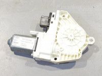 Audi A4 (B8) Lasinnostimen moottori, oikea etu Varaosakoodi: 8T0959801A
Korityyppi: Sedaan
Moo...