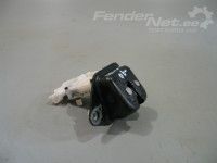 Honda CR-V 2006-2012 Takakannen lukko Varaosakoodi: 74800-SMG-G01