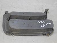 Toyota Avensis (T25) 2003-2008 Puskurin säleikkö, vasen Varaosakoodi: 52128-05030