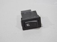 Mazda 626 1997-2002 Penkin läm.kytkin Varaosakoodi: 8G31