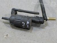 Nissan Almera (N16) 2000-2006 Pesimen pumppu, tuulilasi Varaosakoodi: 28920-BM400