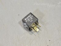 Volkswagen Transporter (T5, Caravelle, Multivan) releet Varaosakoodi: 20200100A
Korityyppi: Istmetega b...