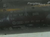 Audi A6 (C5) Käynnistinmoottori (2.5 diesel) Varaosakoodi:  059911023H
Korityyppi: Universaa...