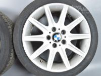 BMW 5 (E39) Vanne alumiini 17" (setti)  BMW E39 Varaosakoodi: 8JX17
Korityyppi: Sedaan
Lisämerk...