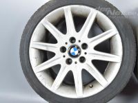 BMW 5 (E39) Vanne alumiini 17" (setti)  BMW E39 Varaosakoodi: 8JX17
Korityyppi: Sedaan
Lisämerk...