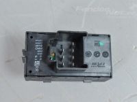 Chevrolet Orlando Lasinnostimen kytkin, vasen (taka) Varaosakoodi: 20933566
Korityyppi: Mahtuniversa...