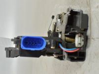 Volkswagen Golf 5 Lukkolaite, vasen (etu) Varaosakoodi: 3D1837015AP
Korityyppi: 3-ust luu...