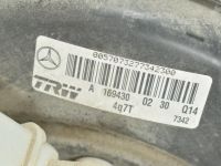 Mercedes-Benz A (W169) Jarrutehostin + pääsylinteri Varaosakoodi: A1694300530 / A1694300101
Korityy...