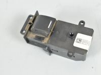 Honda CR-V Lasinnostimen kytkin, vasen (taka) Varaosakoodi: 35770-SWA-G01
Korityyppi: Linnama...