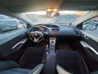 Honda Civic 2006 - Auto varaosat