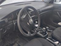 Volkswagen Passat 2001 - Auto varaosat