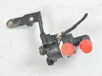 Volkswagen Sharan Kiertovesipumppu Varaosakoodi: 5N0965561A
Korityyppi: Mahtuniver...