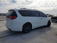 Chrysler Pacifica 2018 - Auto varaosat