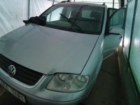 Volkswagen Touran 2003 - Auto varaosat