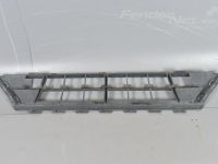 Dacia Lodgy 2012-2022 Puskurin säleikkö (keskellä) Varaosakoodi: 1778884 -> 1908801