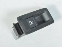 Lasinnostimen kytkin, oikea (etu-) Volkswagen Caddy / 01.2004-12.2010
Varaosakoodi...